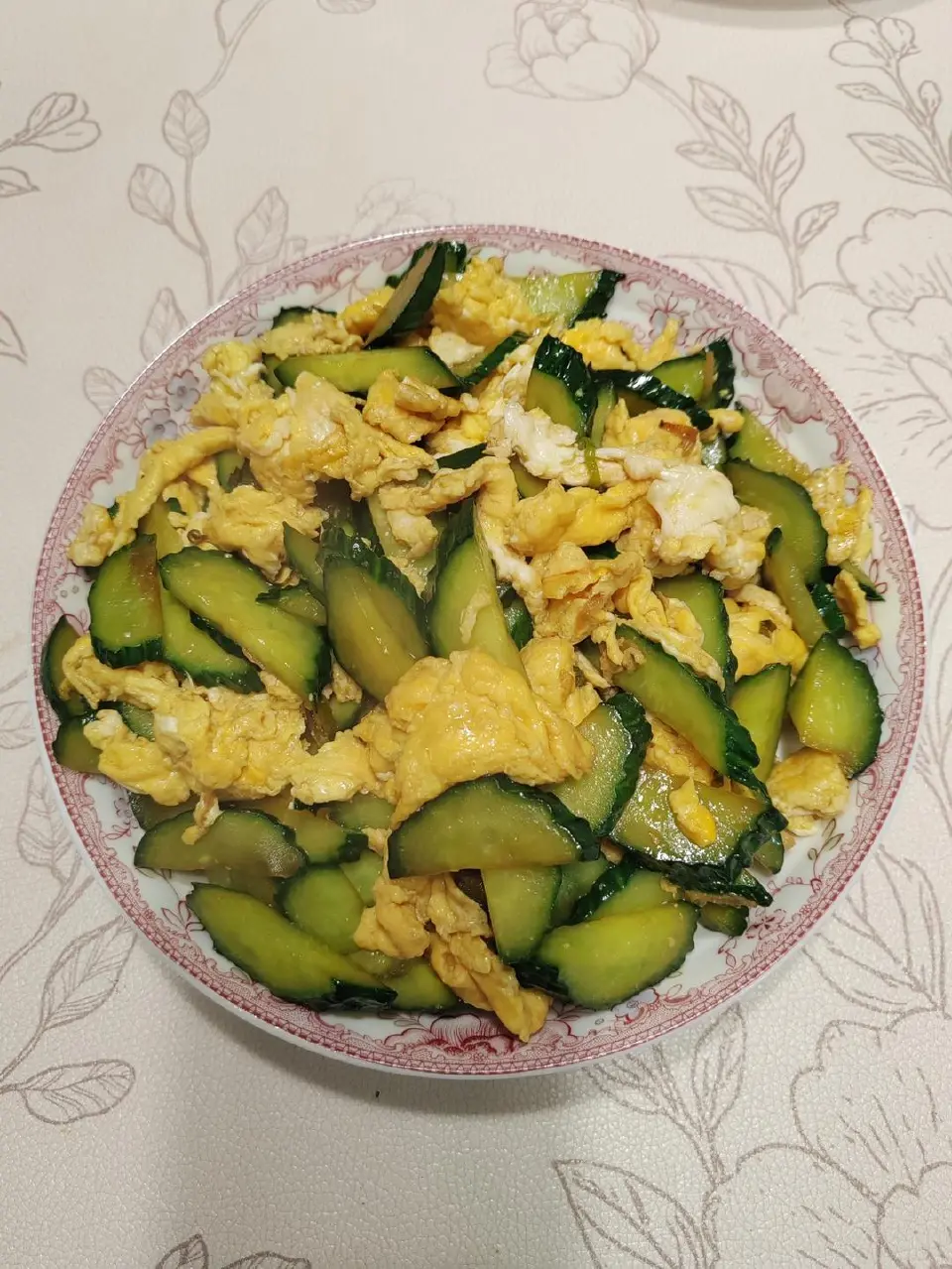 黄瓜炒鸡蛋成品图