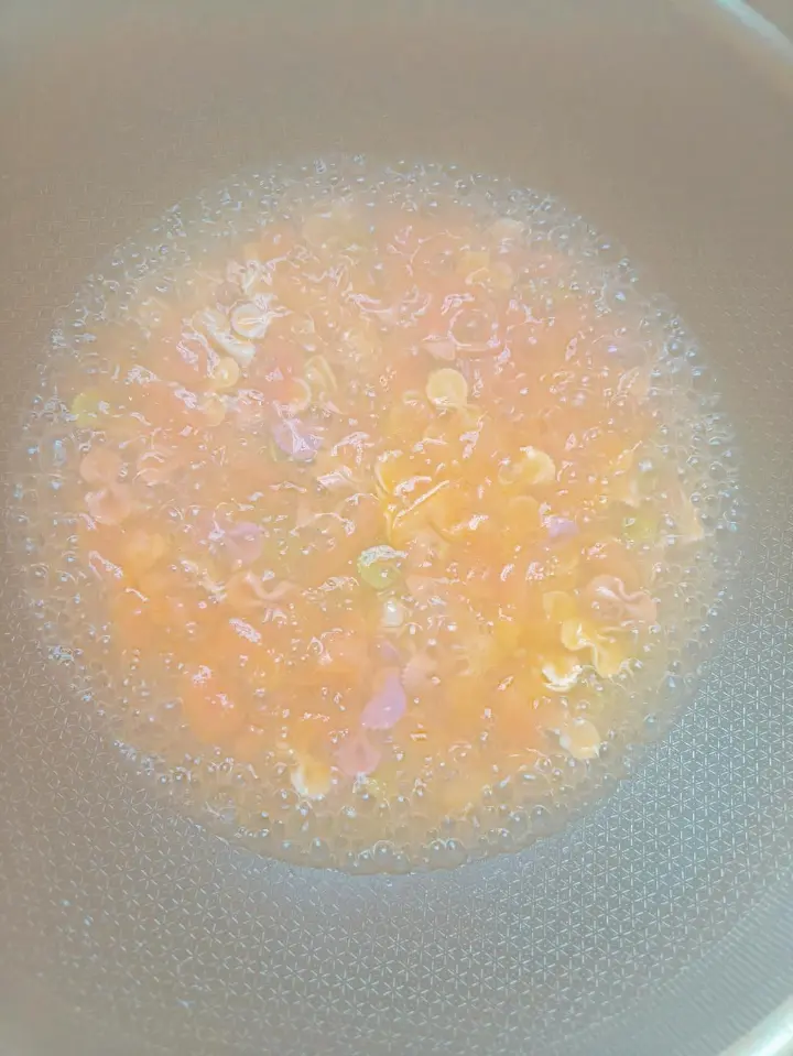 西红柿鸡蛋蝴蝶面 第 4 步