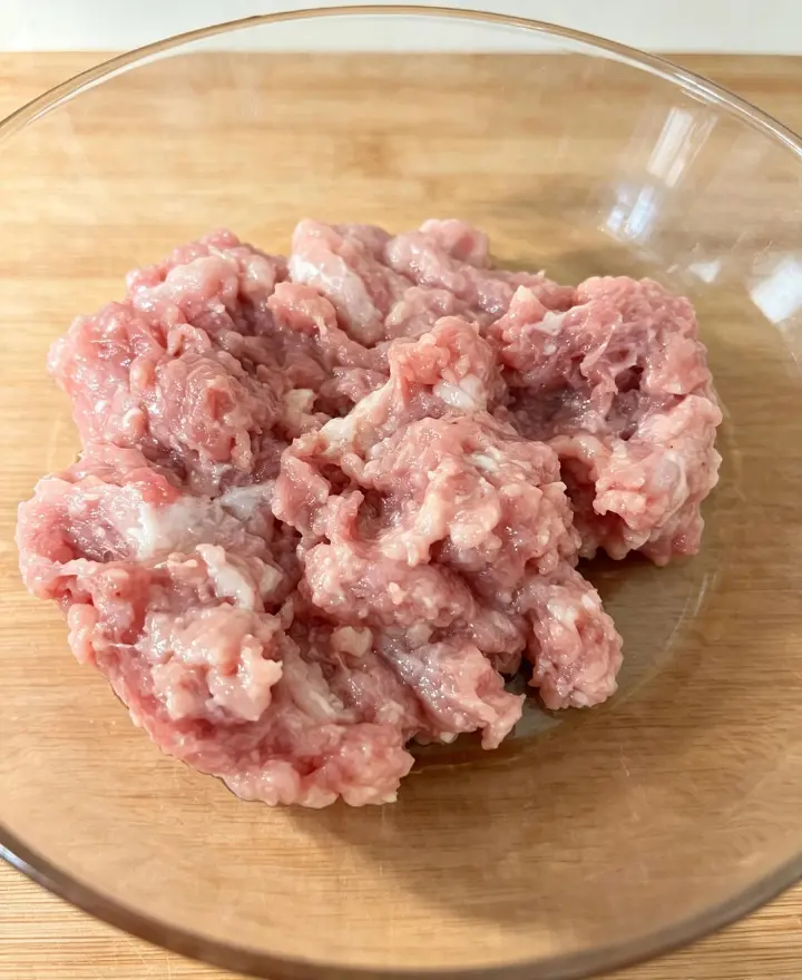 西红柿炒肉末 第 1 步