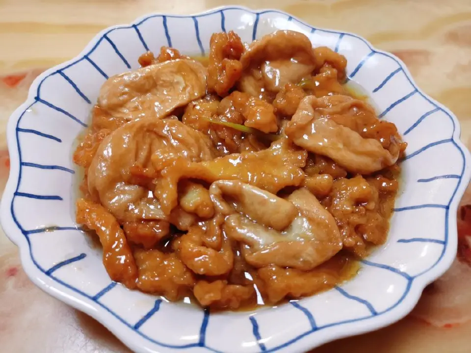 小酥肉烧面筋球成品图