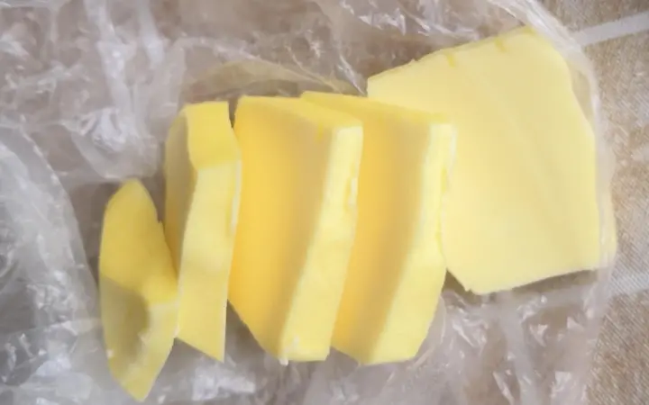 面包机基础吐司 第 4 步