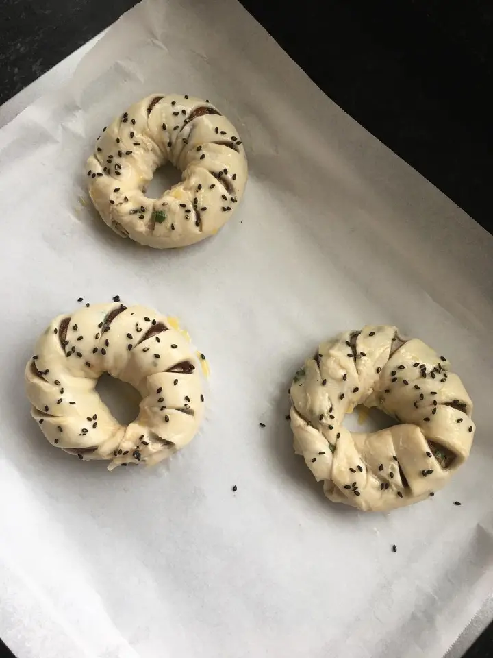 手抓饼豆沙卷 第 10 步