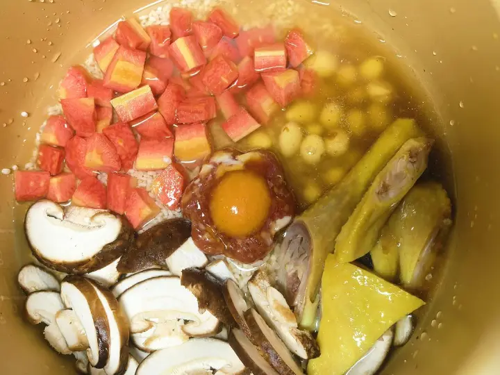腊味焖饭 第 6 步