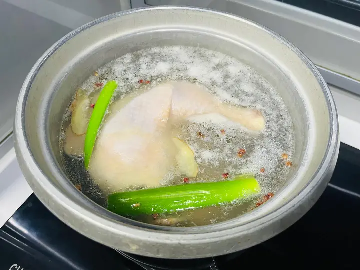 油泼辣子鸡 第 3 步