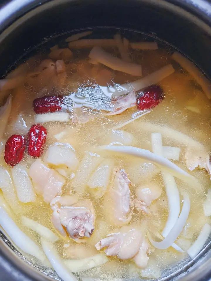椰子鸡汤面 第 7 步