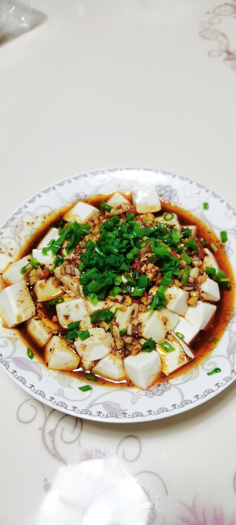 小葱拌豆腐成品图