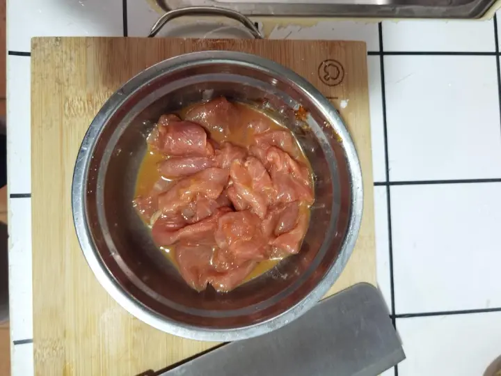 土豆片炒肉 第 1 步