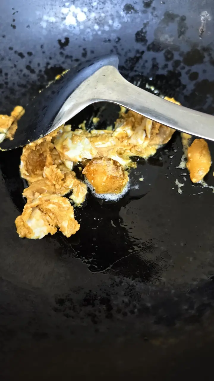 咸蛋黄烧豆腐 第 6 步