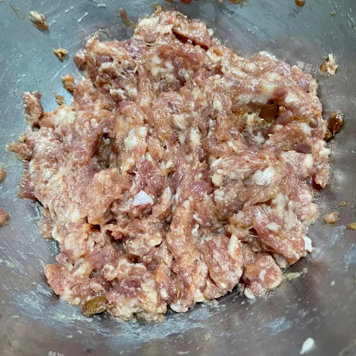 豆瓣酱肉饼蒸蛋 第 3 步
