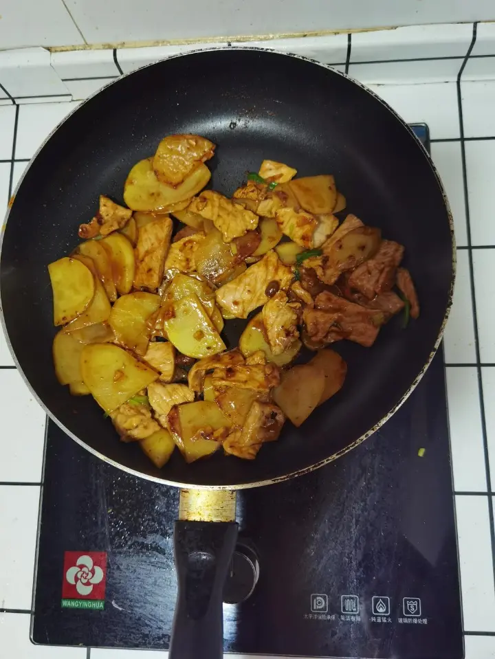 土豆片炒肉 第 10 步