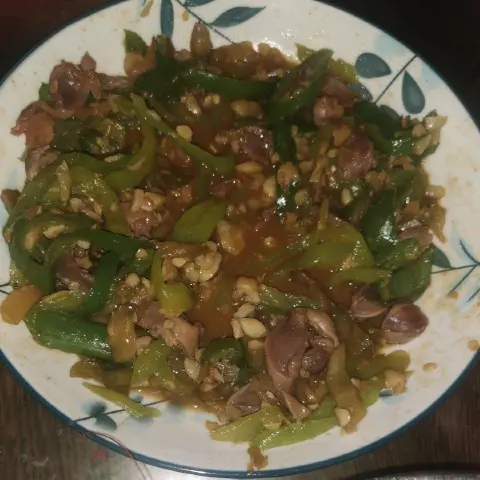 尖椒炒鸡胗