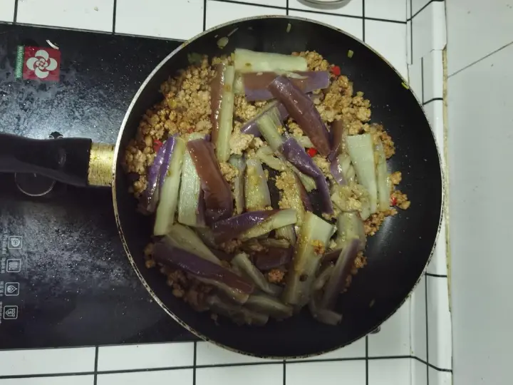 鱼香肉末茄子 第 9 步