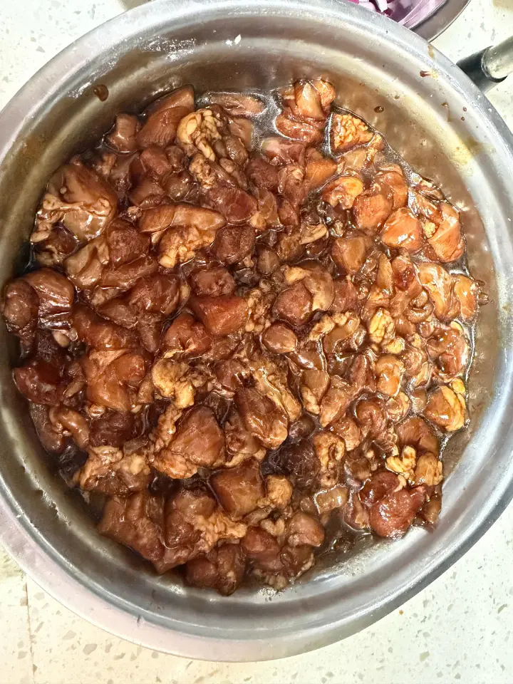 香菇卤鸡腿饭 第 1 步