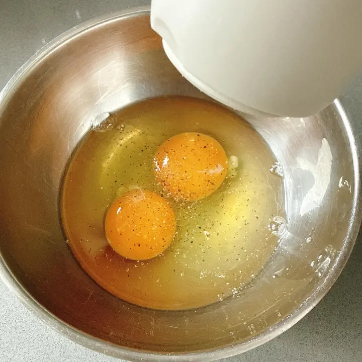 滑蛋牛油果三明治 第 7 步