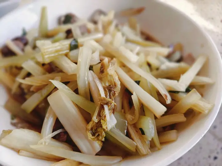 微波炉芹菜口蘑 第 4 步
