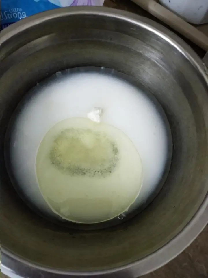 电饭锅蛋糕 第 1 步