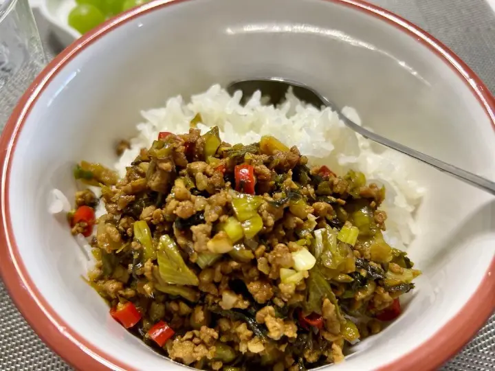 酸菜肉末 第 8 步