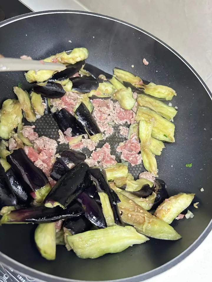 红烧肉末茄子 第 3 步