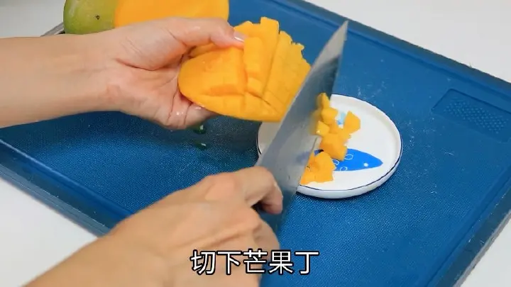 北极虾牛油果法棍 第 4 步