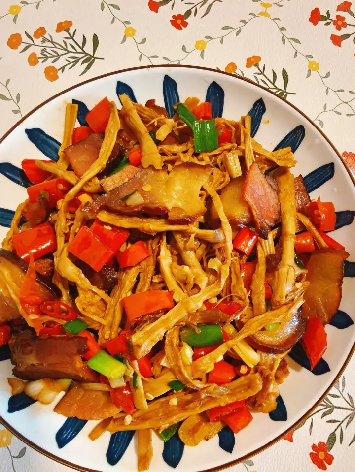笋干炒腊肉 第 16 步