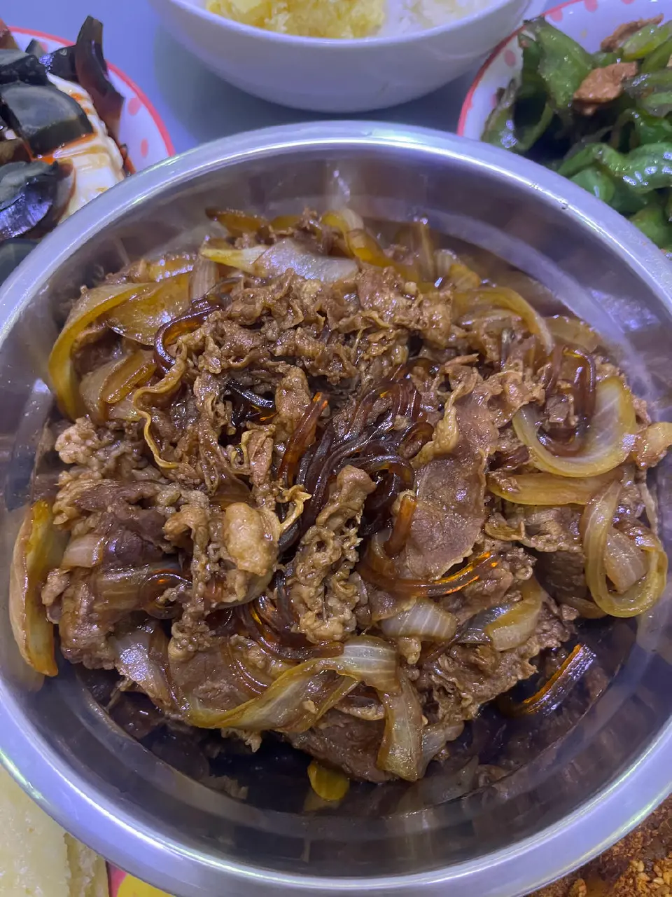 洋葱水晶粉炖肥牛成品图