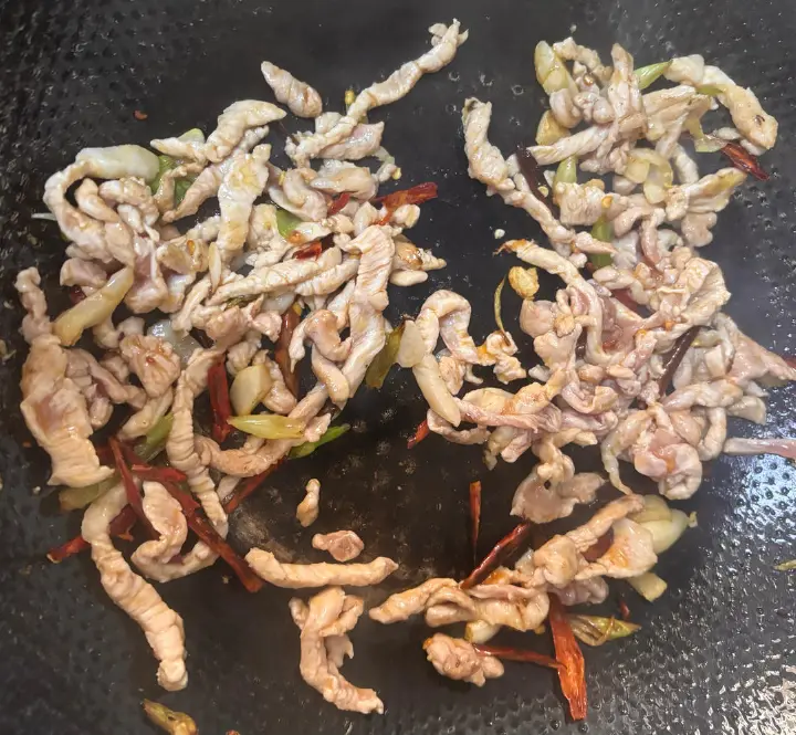 香辣肉丝 第 5 步