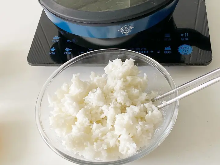 快手蛋炒饭 第 3 步