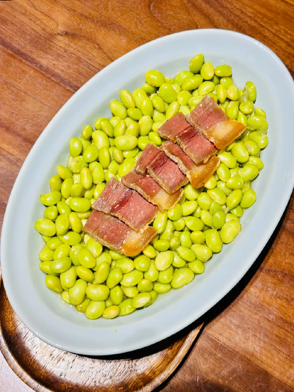火腿蒸毛豆成品图