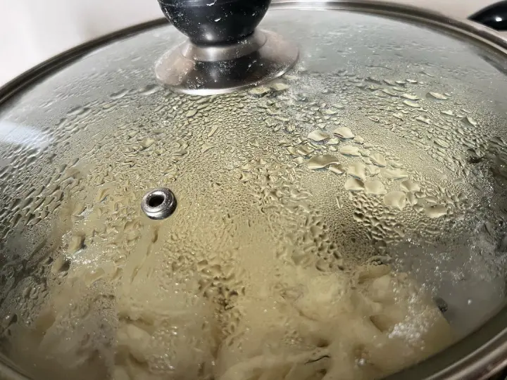 鸡丁猪肉香菇干子包子 第 13 步