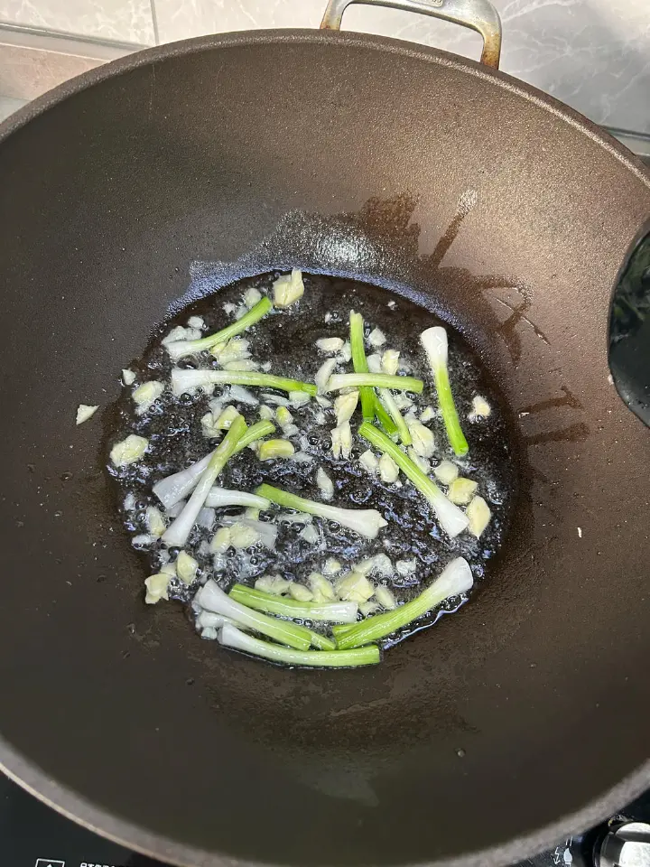 草菇炒牛肉 第 4 步