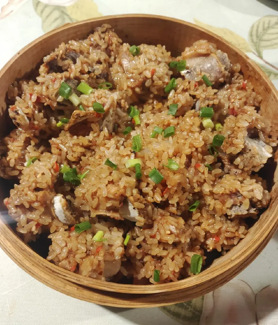 糯米蒸排骨成品图