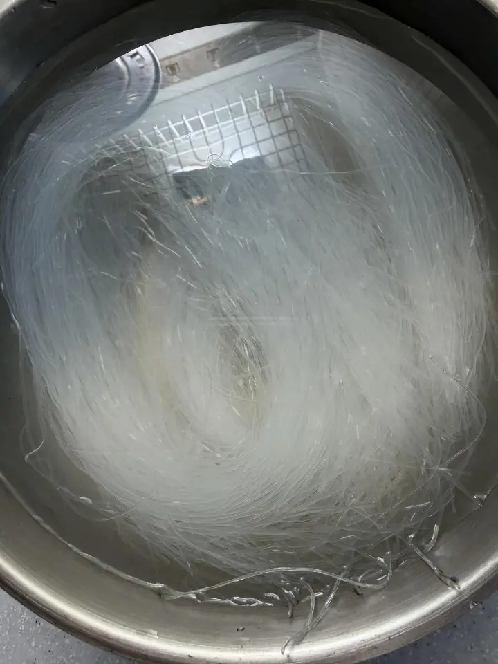 包菜炒粉丝 第 4 步