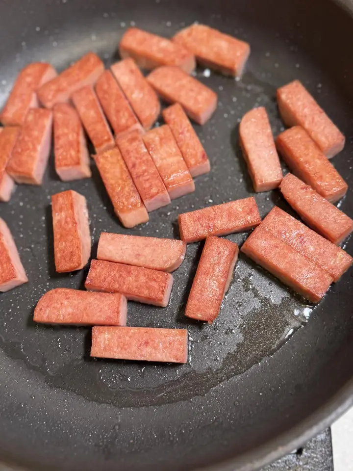 午餐肉苦瓜炒蛋 第 6 步