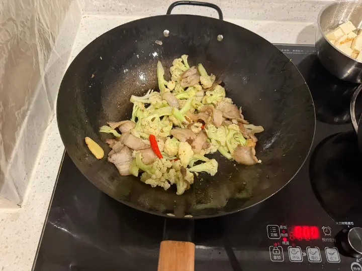 干锅花菜 第 6 步