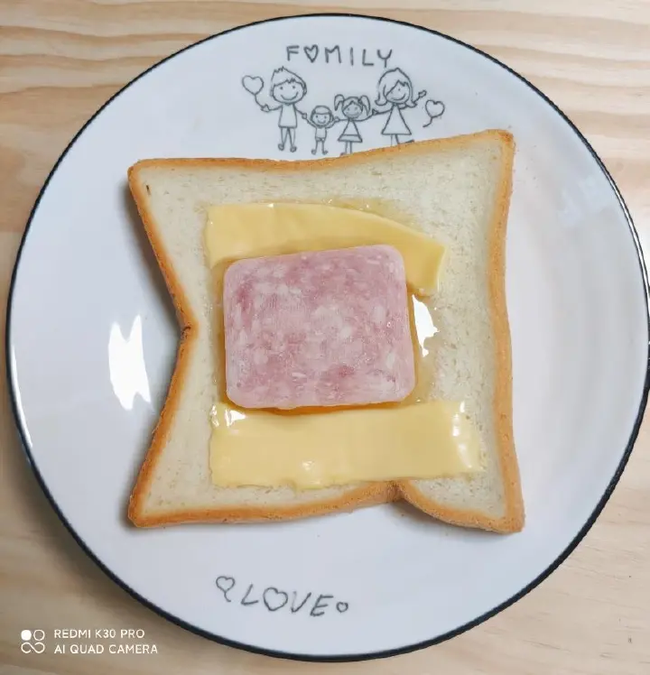 微波炉快手三明治 第 4 步