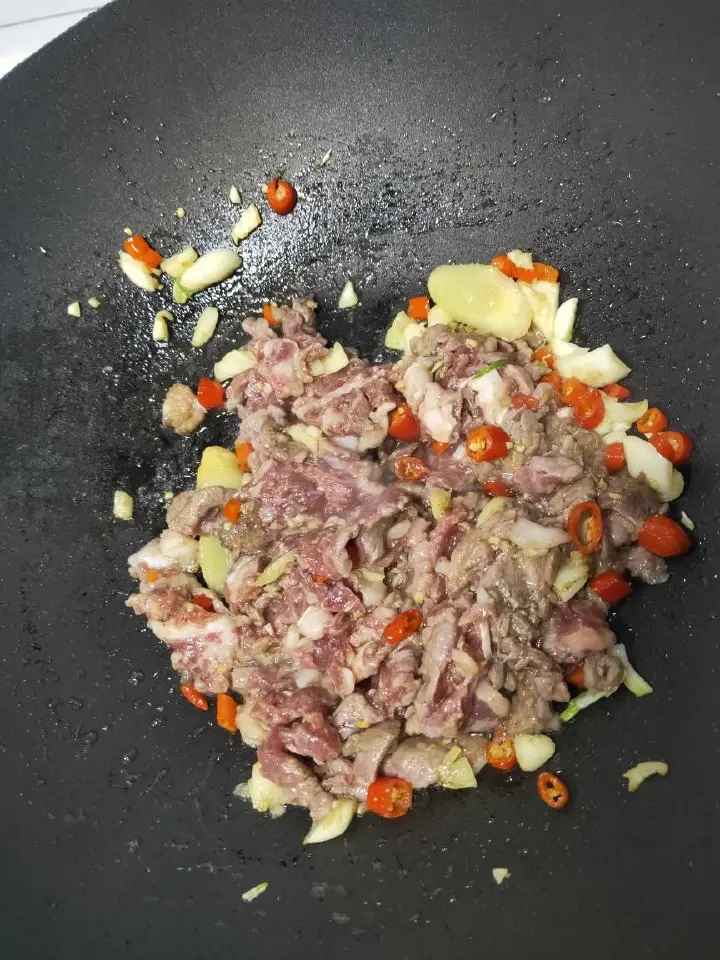 小炒黄牛肉 第 6 步