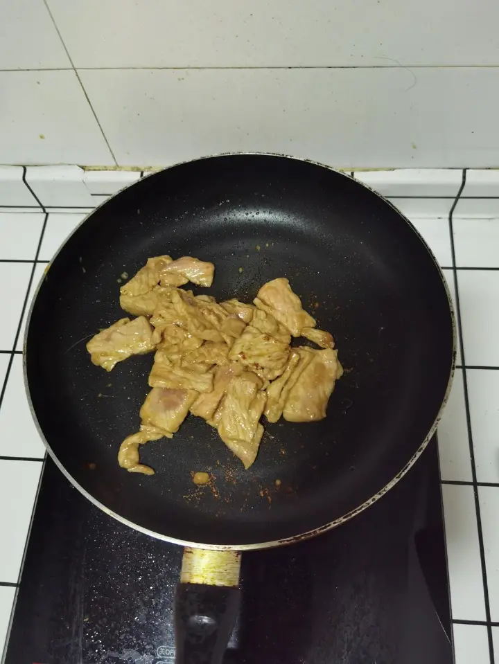 土豆片炒肉 第 5 步