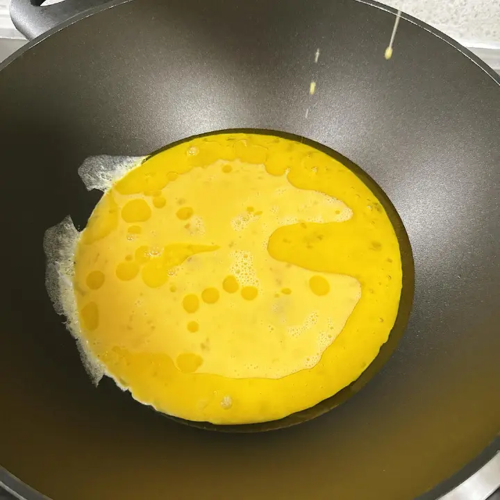 三丝火腿炒鸡蛋 第 3 步