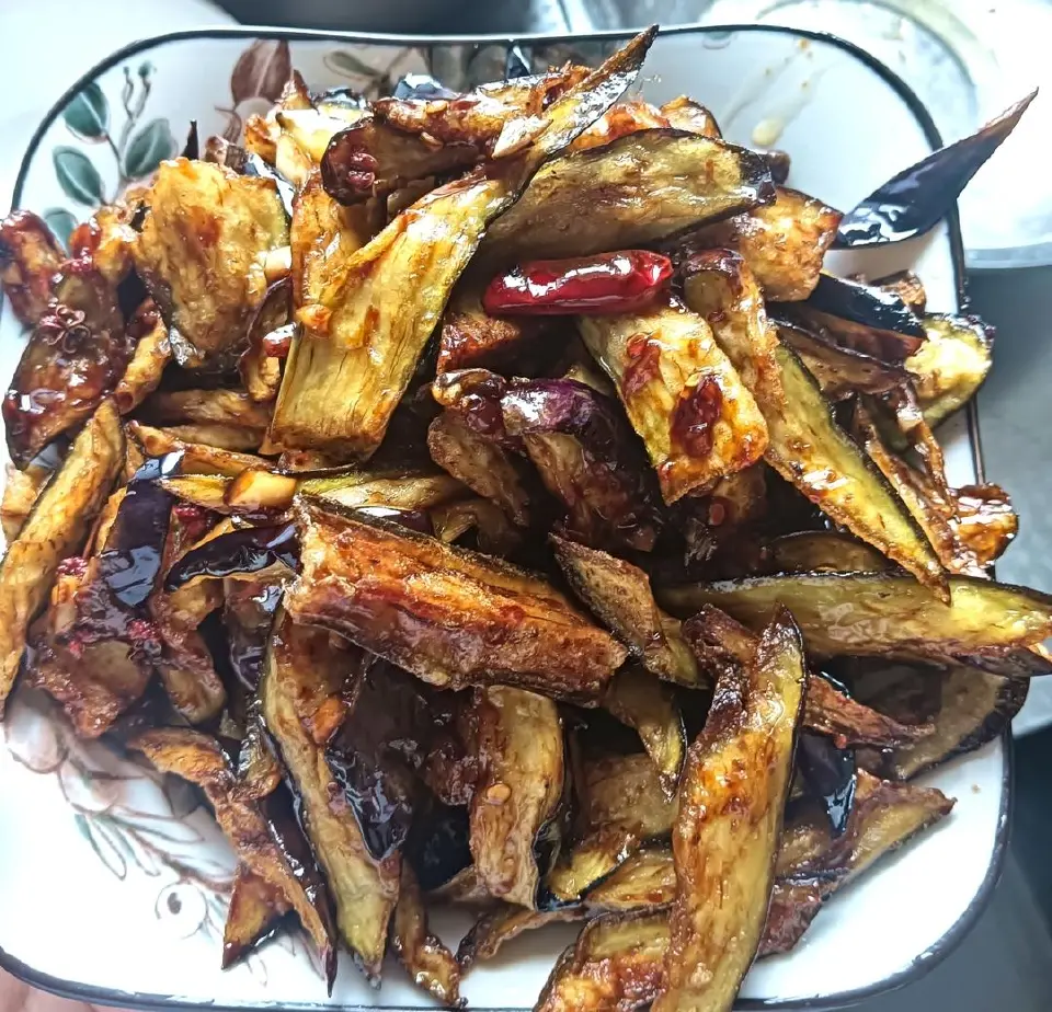 风味茄子成品图