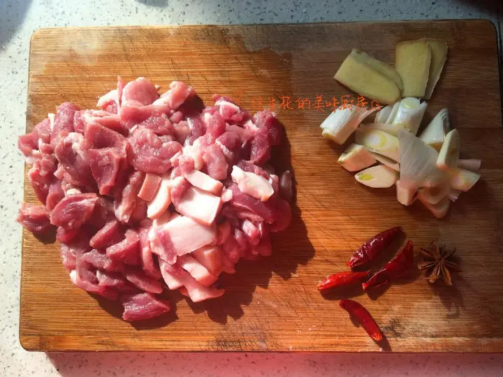 山西家常小炒肉 第 1 步