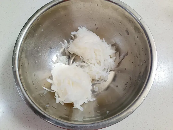 清蒸萝卜丸子 第 3 步