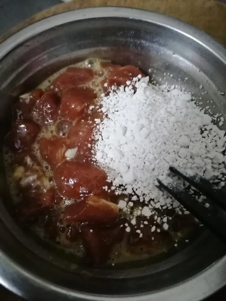 菠萝咕噜肉 第 3 步