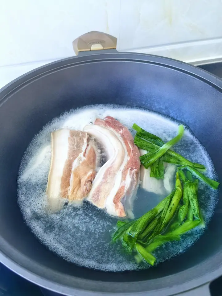 回锅肉 第 2 步