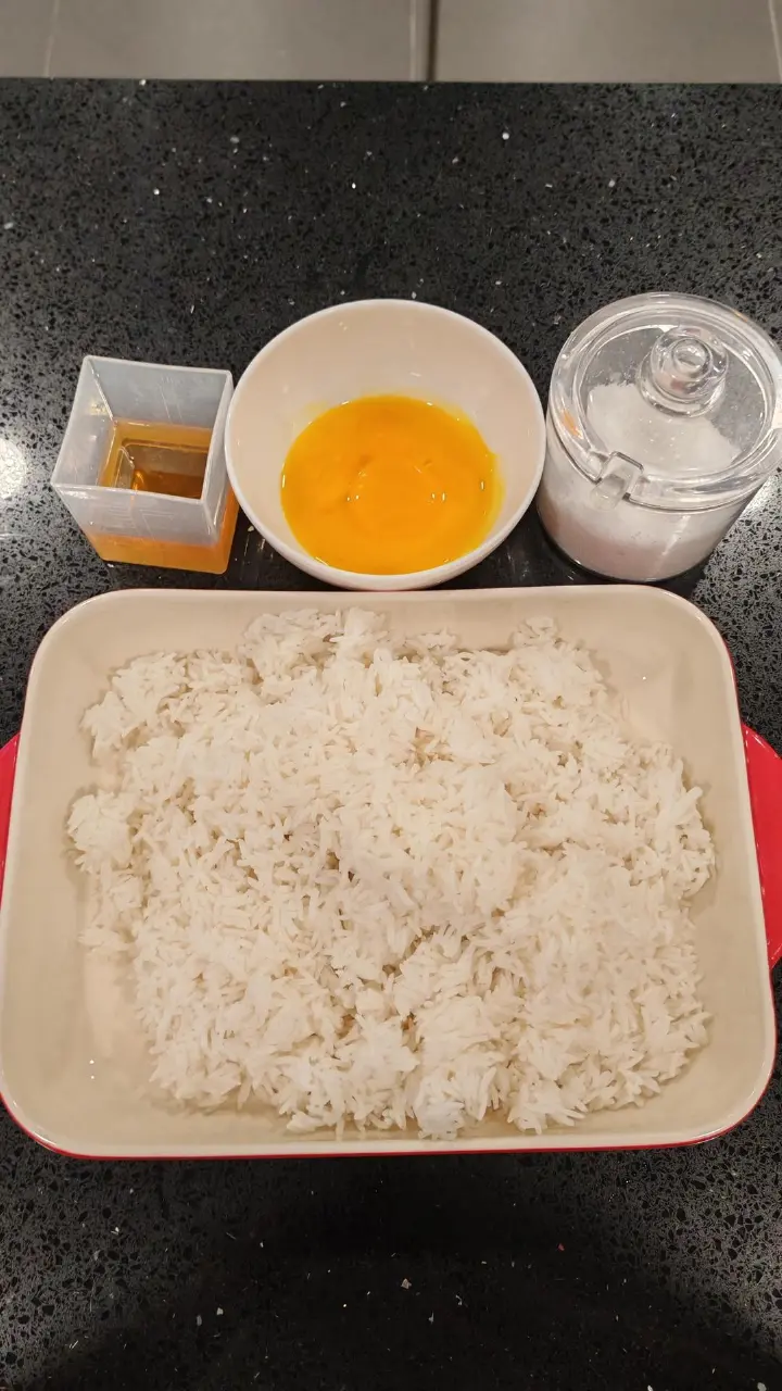 牛肉松炒饭 第 1 步