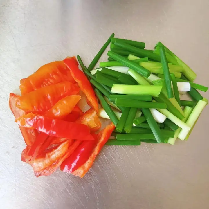 荔枝鸡块 第 2 步