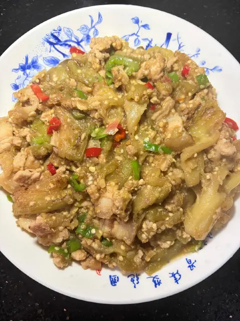梅香咸鱼茄子煲