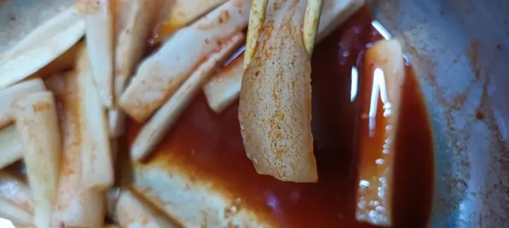 昆明风味腌萝卜条 第 24 步