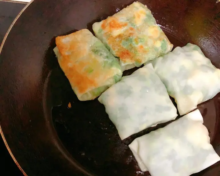 皮薄馅多的韭菜盒子 第 15 步