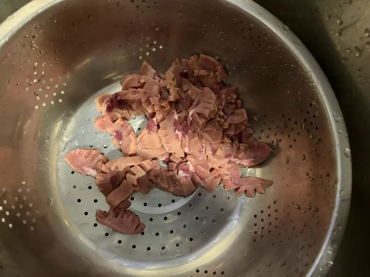 芹菜炒猪腰 第 2 步