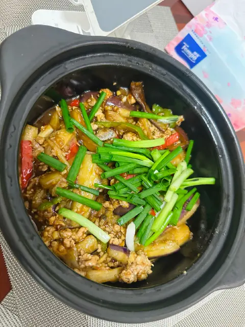 咸鱼茄子煲